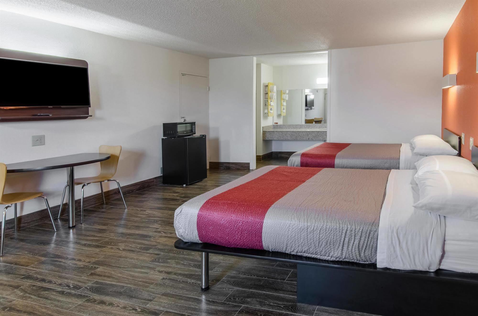 Motel 6-Staunton, Va Eksteriør bilde